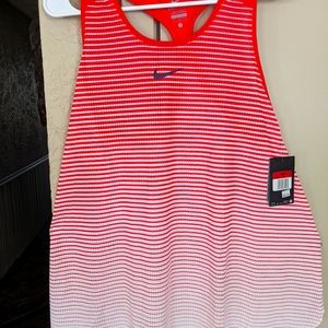 Nike racer back athletic top